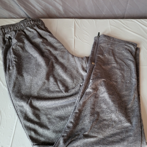 Men Reebok Joggers Size 30 - Picture 1 of 8